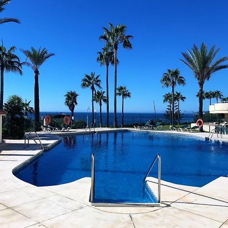 Apartments Bermuda Beach Естепона Екстериор снимка