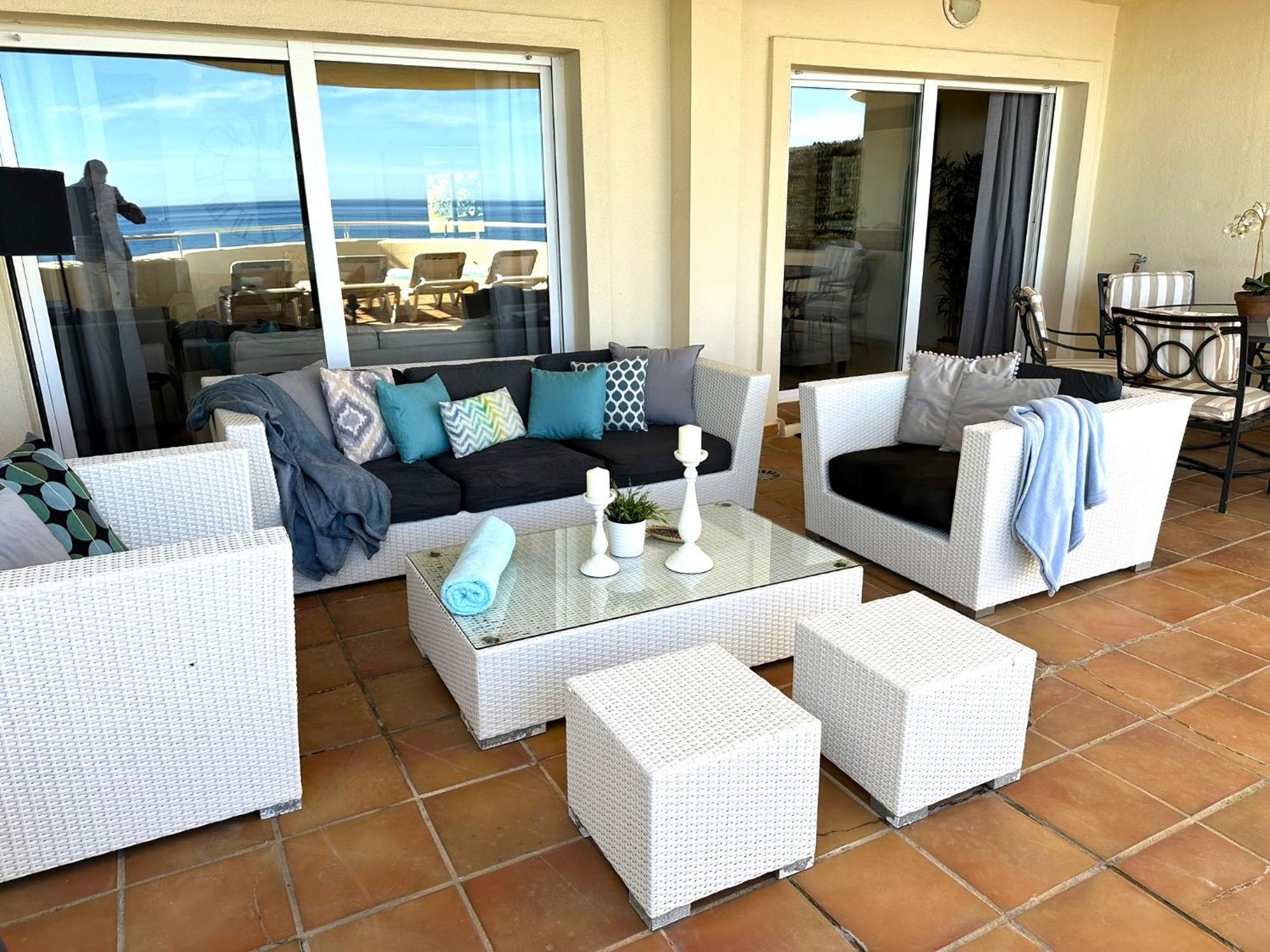 Apartments Bermuda Beach Естепона Екстериор снимка