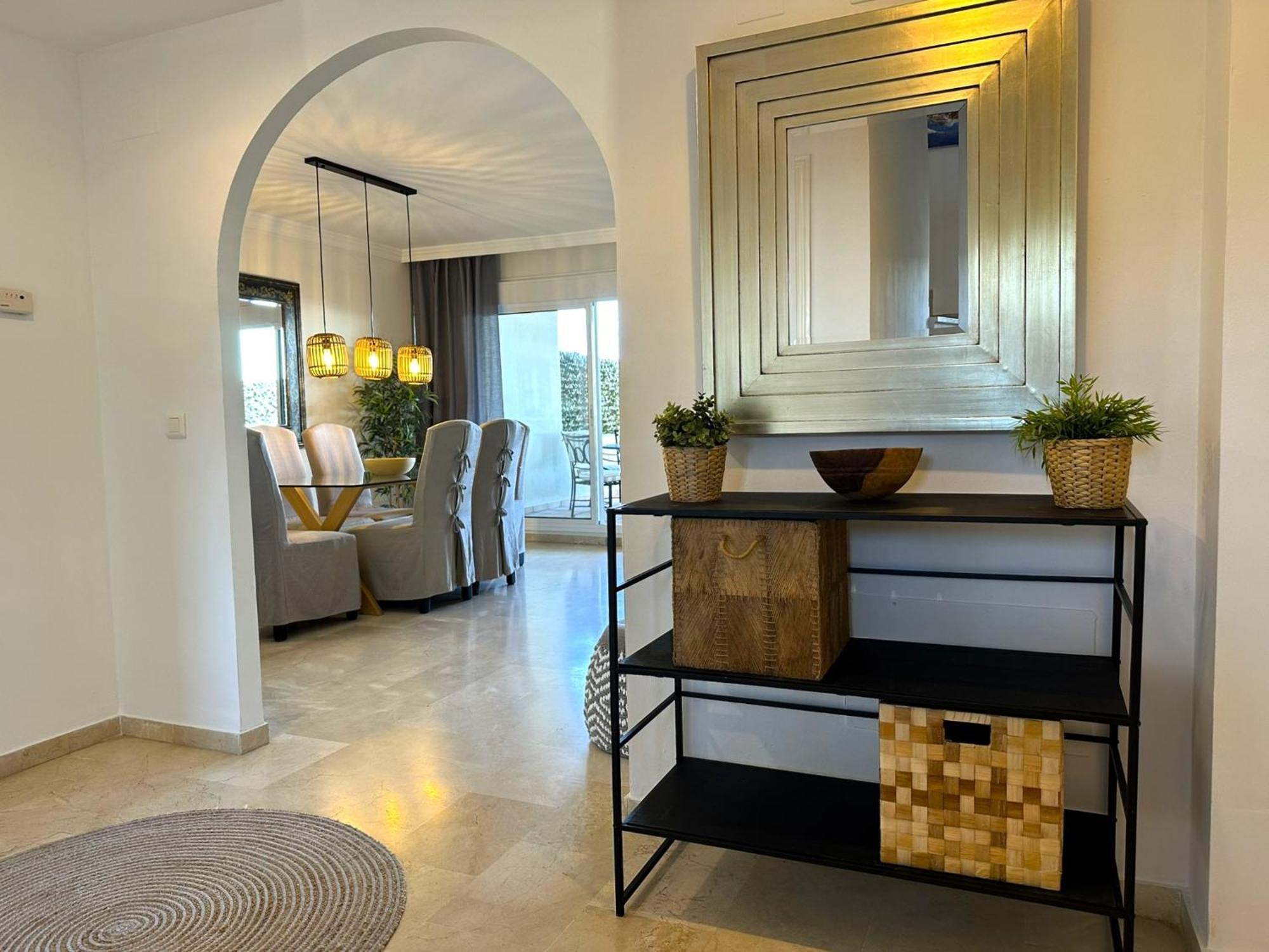 Apartments Bermuda Beach Естепона Екстериор снимка