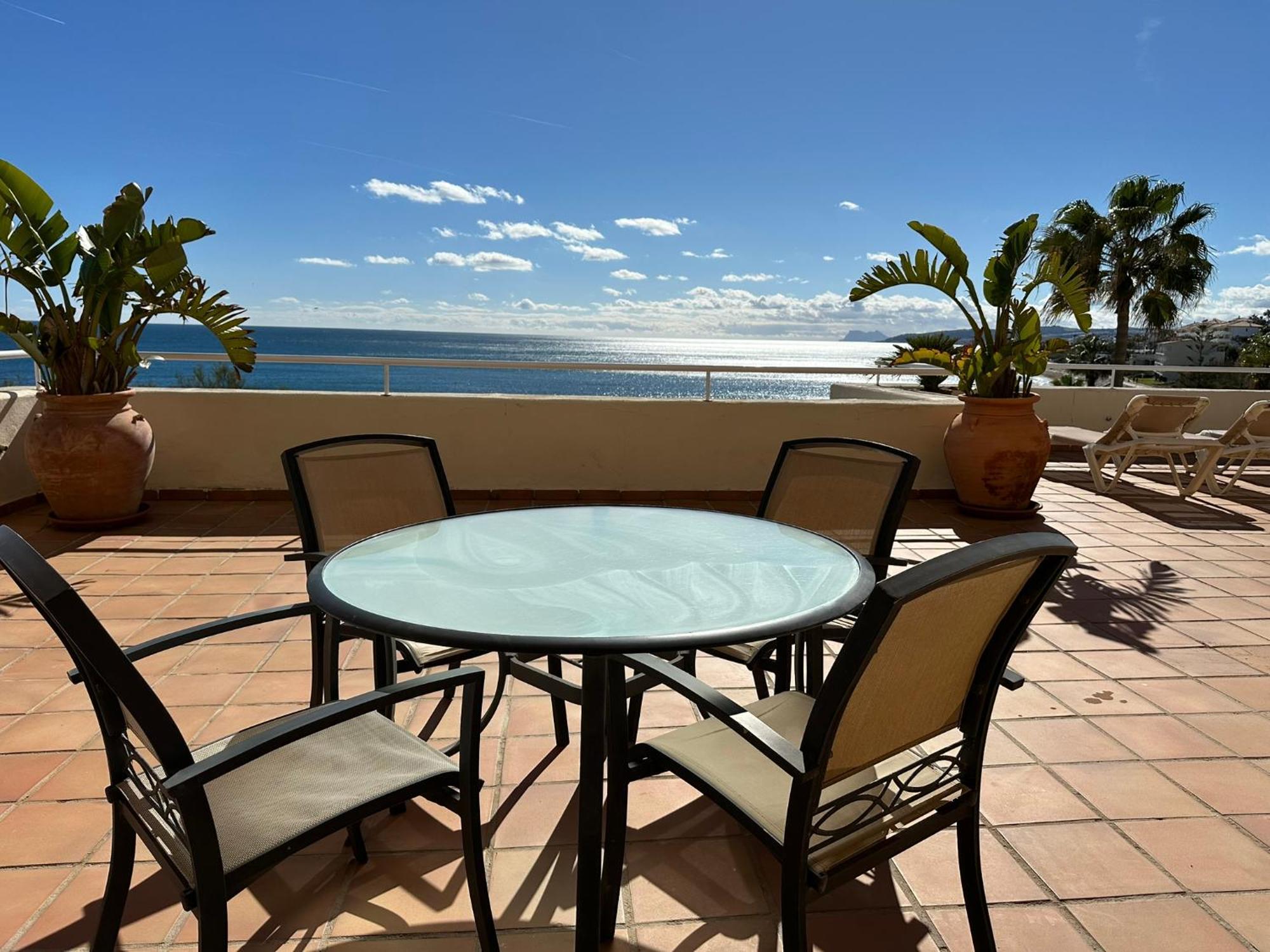 Apartments Bermuda Beach Естепона Екстериор снимка